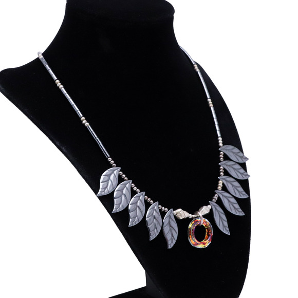 Vintage 925 Artisan Leaf Bib Necklace | Iridescent Crystal & Hematite | 19” - Picture 8 of 12